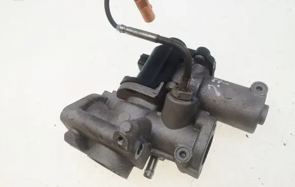 Audi A4 S4 B8 8K EGR valve 059131501D