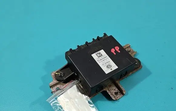 KIA Sorento Central body control module 88554-C5AA0 IMPRK1504323