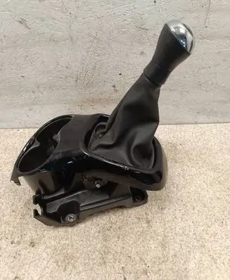 Peugeot 108 Gear shifter/selector 33530YV010 1701151 035183