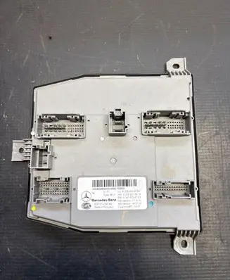 Mercedes-Benz GLC X253 C253 Central body control module A2059008543 A2059019519 A1679024703