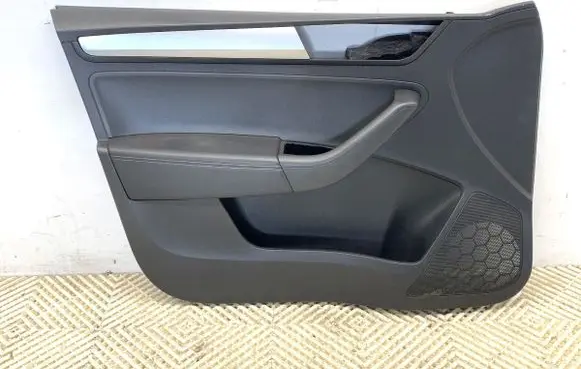 Skoda Rapid (NH) Front door card panel trim