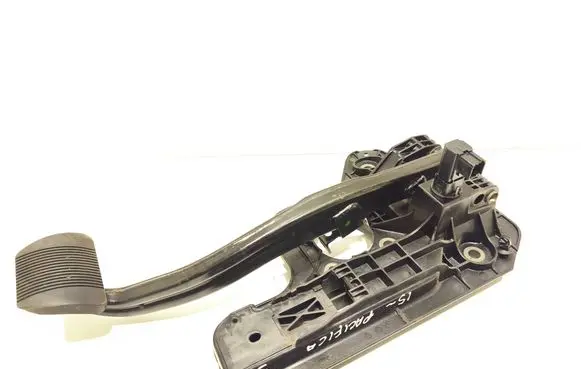 Chrysler Pacifica Brake pedal 04581676AC 270610351