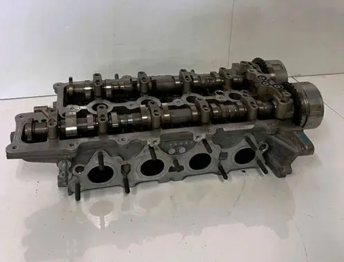 KIA Sportage Engine head 221112B770 22111-2B770 24370-2B700