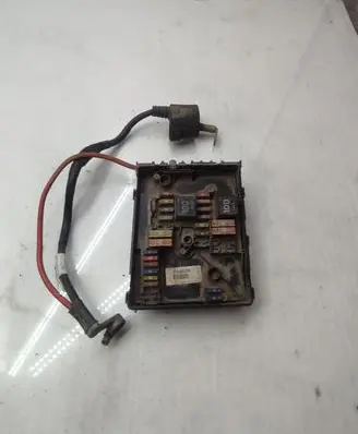 Volkswagen Jetta V Fuse module 1K0937125A
