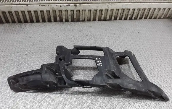 Ford Mondeo MK IV Front bumper mounting bracket 7S7117E856A