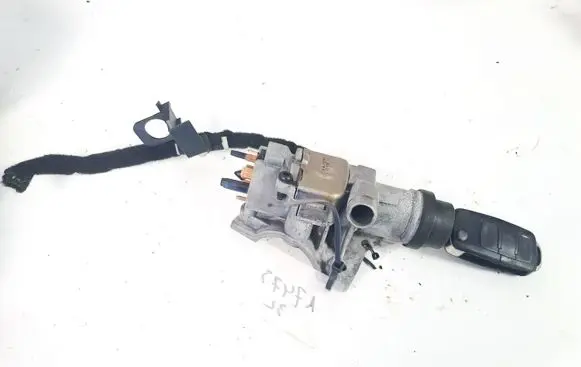 Skoda Superb B5 (3U) Ignition lock 4b0905851