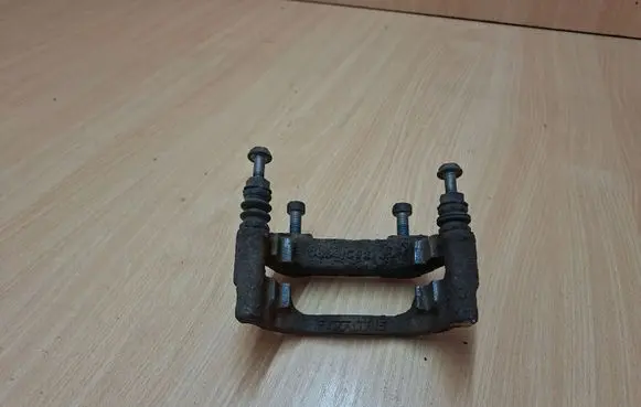 Citroen DS5 Brake caliper pad carrier rear 4404J9
