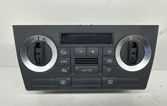 Audi A3 S3 A3 Sportback 8P Climate control unit 8P0820043AG