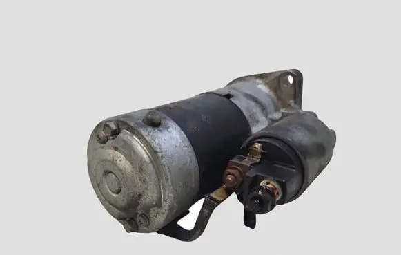 Opel Zafira B Starter motor 55353857 M001T30072