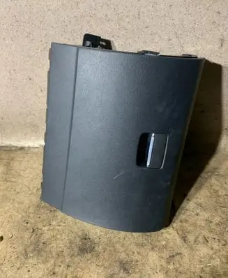 Mercedes-Benz B W246 W242 Glove box 