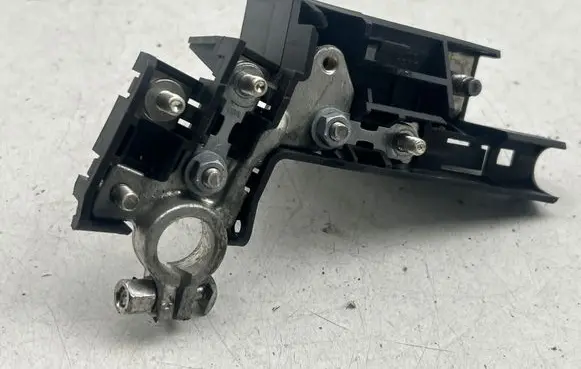 Audi A4 S4 B8 8K Positive wiring loom K98J4590