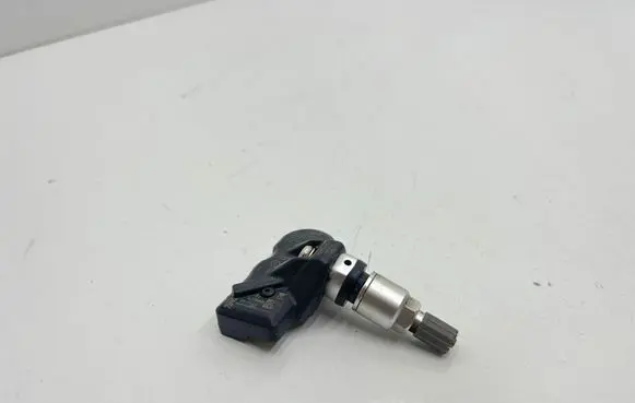 BMW X3 F25 Tire pressure sensor 6874830
