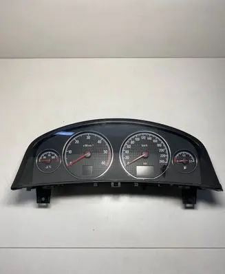 Opel Signum Speedometer (instrument cluster) 13186684DT