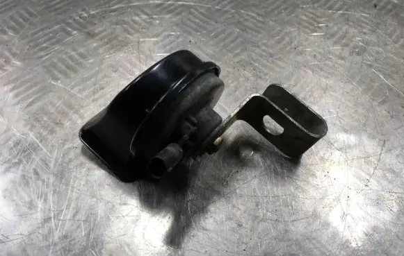 BMW 5 E39 Horn signal 703881157 024148 011157