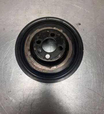 Volkswagen Transporter - Caravelle T5 Crankshaft pulley 038105243M