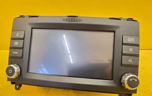 Mercedes-Benz Vito Viano W447 Radio/GPS head unit trim A4478201101 AV1CEV01G62 03SW001ZGS004