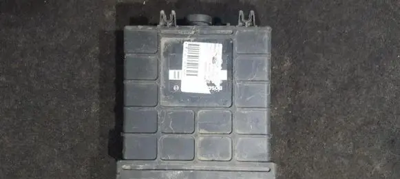 Volkswagen Golf III Engine control unit/module 0261200257 030906026c