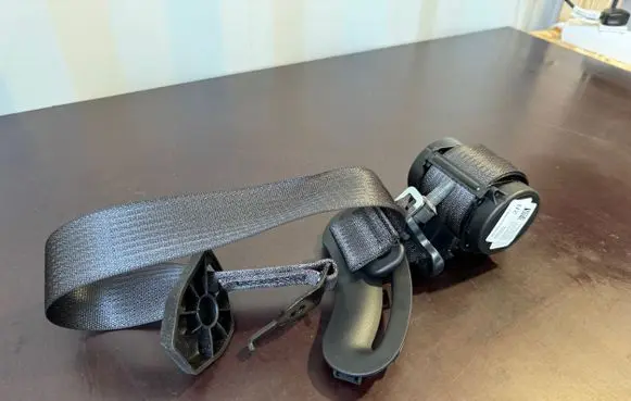 Dodge Durango Middle seatbelt (rear) P6JW86DX9AA TSY273125548