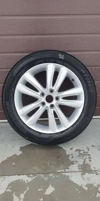 Hyundai ix35 R18 alloy rim 