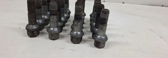 Mercedes-Benz SLK R171 Nuts/bolts 