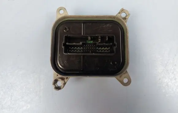 Tesla Model Y Headlight ballast module Xenon P153292502C 107737200K 151495300D