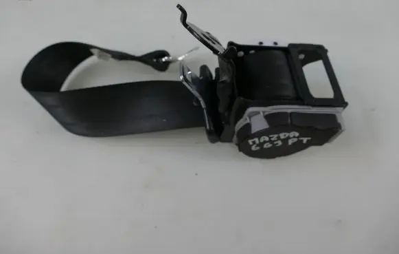 Mazda 6 Rear seatbelt