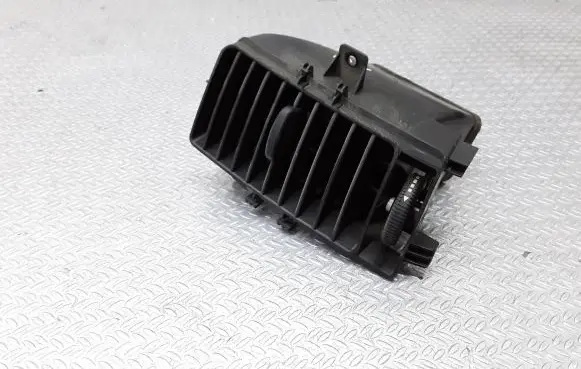 Mercedes-Benz Sprinter W906 Dash center air vent grill A9068300154