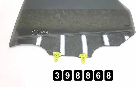 Nissan Pulsar Rear side window 43R006723 DOT24M101AS3