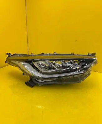 Toyota Yaris Headlight/headlamp K08
