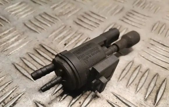 Mercedes-Benz CLK A209 C209 Turbo solenoid valve 0025401497