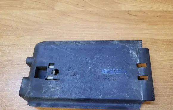 Volvo XC90 Center/middle under tray cover 30716237