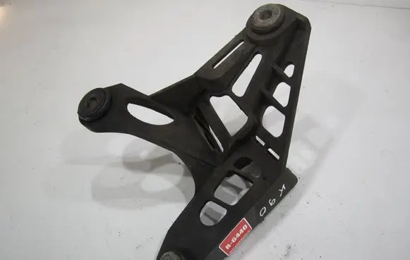 Skoda Octavia Mk2 (1Z) Gear shift cable bracket 1K0711789G