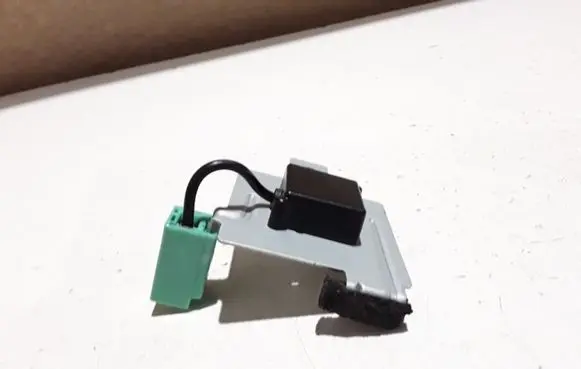 Mazda 3 II Aerial GPS antenna BHP166DY0A