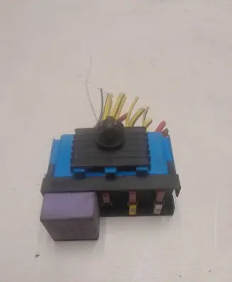 Renault Scenic II - Grand scenic II Fuse module