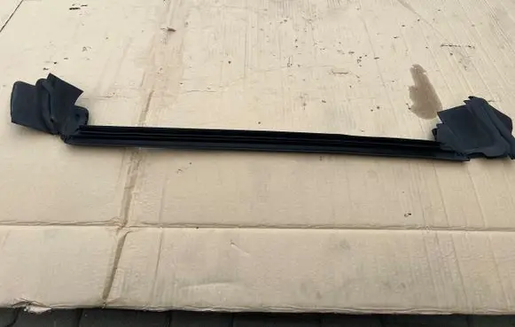 Mercedes-Benz CLA C117 X117 W117 Rubber seal loading door 