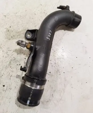 Toyota Avensis T250 Intercooler hose/pipe 173620r011