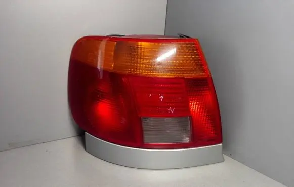 Audi A4 S4 B5 8D Rear/tail lights 8D0945095A