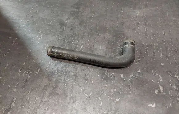 Audi A4 S4 B6 8E 8H Vacuum line/pipe/hose 06B139733AT