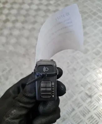 Volvo S70 V70 V70 XC Headlight level height control switch 9162960