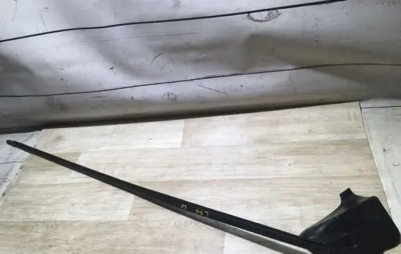 Volvo C70 Rubber seal front coupe door window 30787498