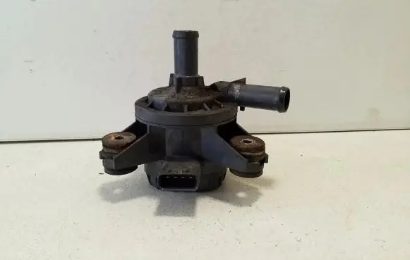 Lexus CT 200H Electric auxiliary coolant/water pump G904047090