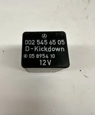 Mercedes-Benz E W124 Other relay 0025456505
