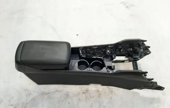 KIA Sportage Center console 84691-R2200