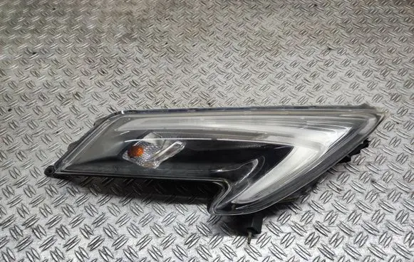 Nissan Juke I F15 Headlight/headlamp 90049102 26120BV80A 30062014