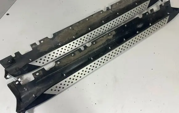 BMW X5 E70 sill trim set (inner) 7163556 7325704