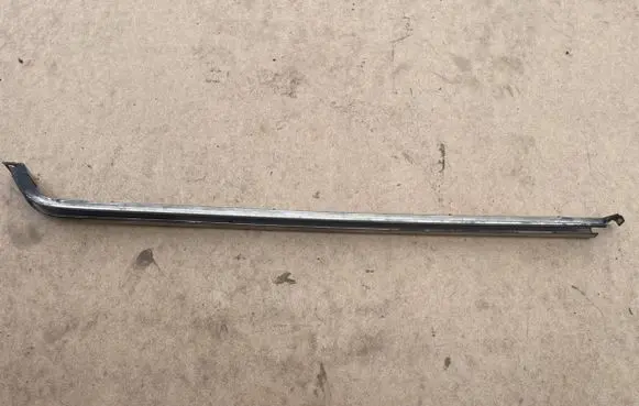 Volkswagen Transporter - Caravelle T4 Sliding door bottom rail 705843872C