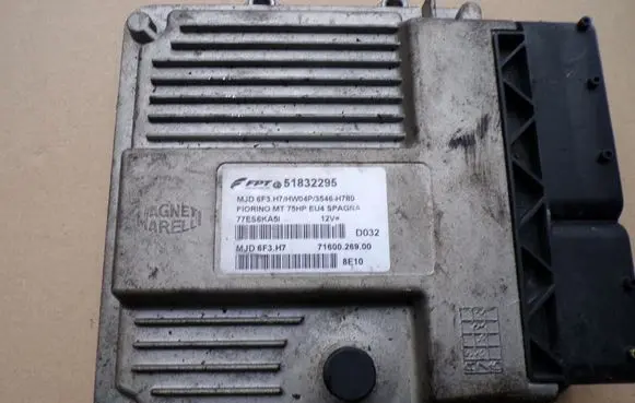 Fiat Fiorino Engine control unit/module ECU 51832295