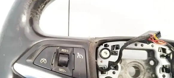 Opel Insignia A Steering wheel buttons/switches