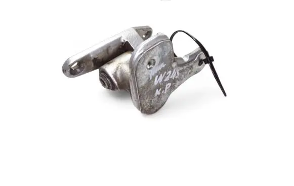 Mercedes-Benz B W245 Front door lower hinge 