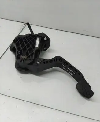 Volkswagen PASSAT B6 Clutch pedal 3C1721059H